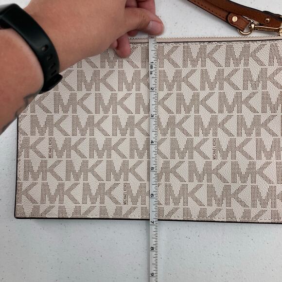 Michael Kors Cream Brown Signature Jet Set Zip Pouch Wristlet Purse Insert Bag - Picture 8 of 9